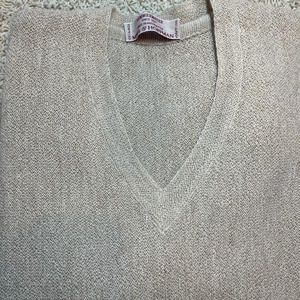 100% Alpaca Luxurious Beige V-Neck Sweater